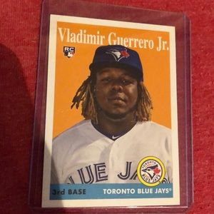 Vladimir Guerrero Jr rookie baseball card